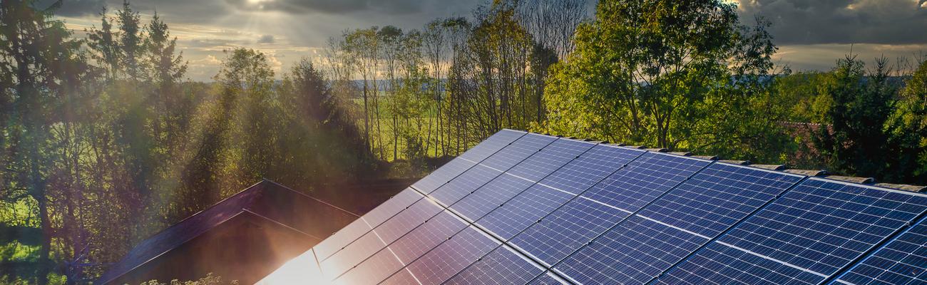 Bodø Energi Kraftsalg hjelper deg med grønn omstilling - produser egen energi og kutt effekttopper.